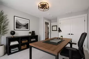321 Winthrop St, Taunton, MA 02780 - Photo 5