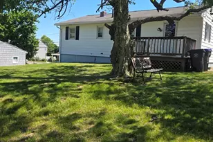 284 Oak St, Methuen, MA 01844 - Photo 3