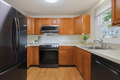 23 Milk St #2, Attleboro, MA 02703 - Photo 9