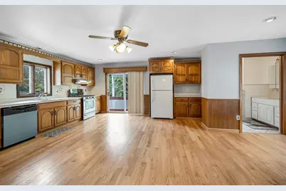 50 Wentworth Avenue, Lowell, MA 01852 - Photo 15
