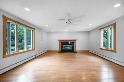 50 Wentworth Avenue, Lowell, MA 01852 - Photo 9