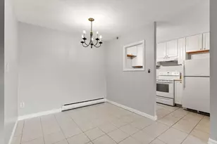 47 Mystic St, Arlington, MA 02474 - Photo 5