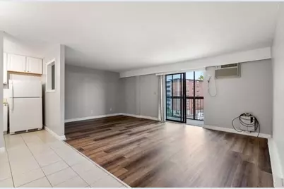 47 Mystic St #3A, Arlington, MA 02474 - Photo 3