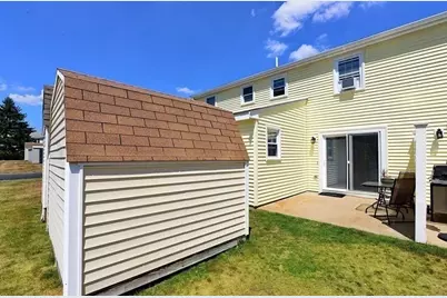 4 George St #3, Plainville, MA 02762 - Photo 27