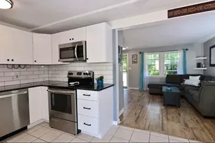 4 George St, Plainville, MA 02762 - Photo 9