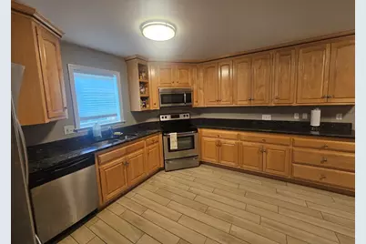 84 Valmor St, Worcester, MA 01604 - Photo 11