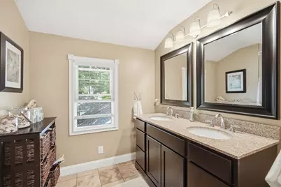 26 Hazelwood Ave, Longmeadow, MA 01106 - Photo 21