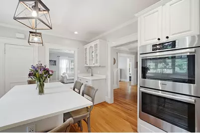 26 Hazelwood Ave, Longmeadow, MA 01106 - Photo 9