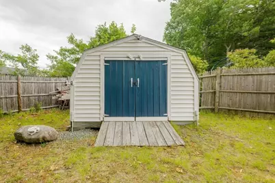 362 Hovenden Ave, Brockton, MA 02302 - Photo 31