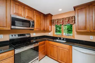 362 Hovenden Ave, Brockton, MA 02302 - Photo 9