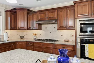 517 Ideal Ln, Ludlow, MA 01056 - Photo 9