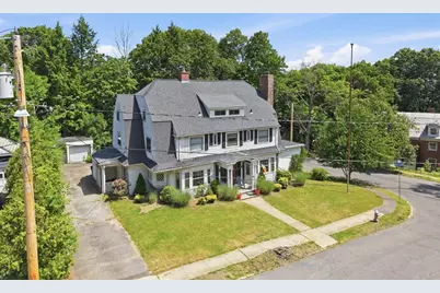 45 Yale St, Holyoke, MA 01040 - Photo 5