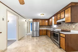 99 Swansom Rd, Swansea, MA 02777 - Photo 9