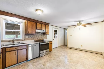 99 Swansom Rd, Swansea, MA 02777 - Photo 11