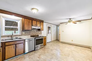 99 Swansom Rd, Swansea, MA 02777 - Photo 11