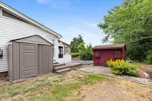 99 Swansom Rd, Swansea, MA 02777 - Photo 37