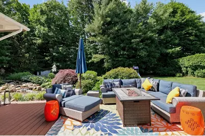 93 Wheel Meadow Dr, Longmeadow, MA 01106 - Photo 5