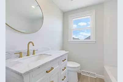 84 Scotland St, West Bridgewater, MA 02379 - Photo 23