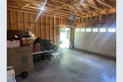 172 Pratt St, Fitchburg, MA 01420 - Photo 27