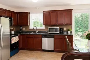 172 Pratt St, Fitchburg, MA 01420 - Photo 9