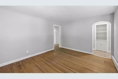 32 Cornell St, South Hadley, MA 01075 - Photo 7