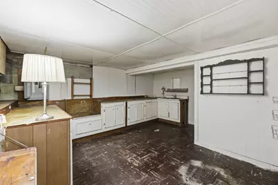 32 Cornell St, South Hadley, MA 01075 - Photo 33