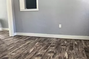 23 Trafalgar Sq, Barre, MA 01005 - Photo 9