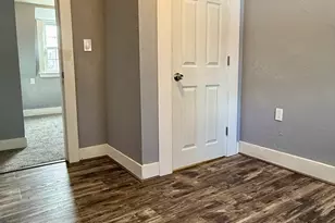 23 Trafalgar Sq, Barre, MA 01005 - Photo 11