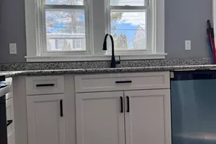 23 Trafalgar Sq, Barre, MA 01005 - Photo 5