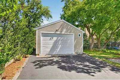 81 Sylvia Street, New Bedford, MA 02745 - Photo 5