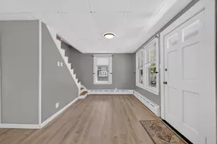 81 Sylvia St, New Bedford, MA 02745 - Photo 17