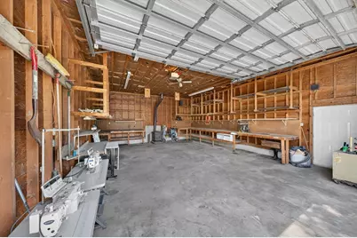 81 Sylvia Street, New Bedford, MA 02745 - Photo 13