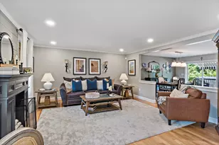 670 Bay St, Fall River, MA 02724 - Photo 7