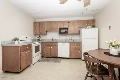 74 Beach St #6-8, Woburn, MA 01801 - Photo 7