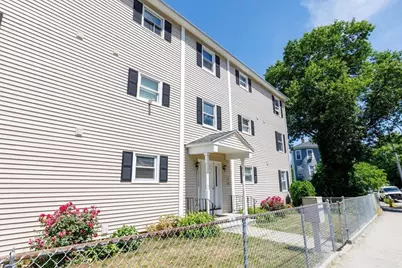 170 Perry Ave #3A, Worcester, MA 01610 - Photo 3