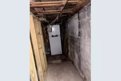 449 Frankfort St, Boston, MA 02128 - Photo 13
