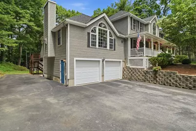 20 Emerald St, Tyngsborough, MA 01879 - Photo 3