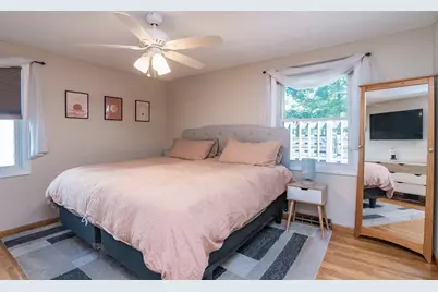 12 Daniel Dr, Chicopee, MA 01013 - Photo 9