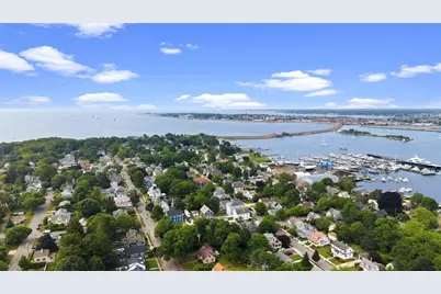 73 Chestnut St, Fairhaven, MA 02719 - Photo 37