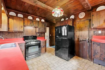73 Chestnut St, Fairhaven, MA 02719 - Photo 11