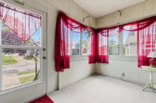 73 Chestnut St, Fairhaven, MA 02719 - Photo 19