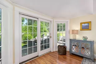 18 Union St, Manchester by the Sea, MA 01944 - Photo 9