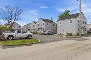 39 Pearl St, Barnstable, MA 02601 - Photo 11
