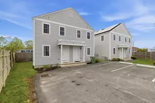 39 Pearl St, Barnstable, MA 02601 - Photo 17