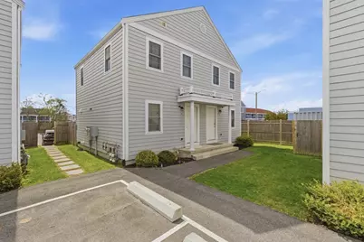 39 Pearl St, Barnstable, MA 02601 - Photo 15