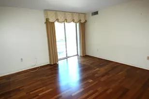380 Place Ln, Woburn, MA 01801 - Photo 5