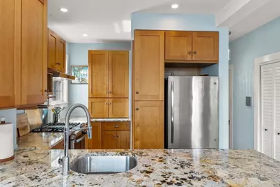 35 Mead St #3, Boston, MA 02129 - Photo 3