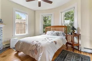 35 Mead St, Boston, MA 02129 - Photo 9