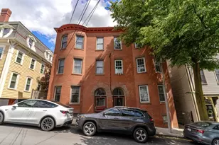 35 Mead St, Boston, MA 02129 - Photo 15