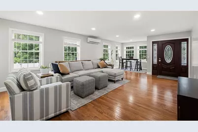 196 Commonwealth Ave, North Attleboro, MA 02763 - Photo 13
